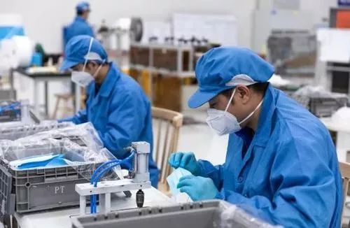從不問哪家多，到幾乎不斷供 新工廠們到底為戰(zhàn)疫做了什么？